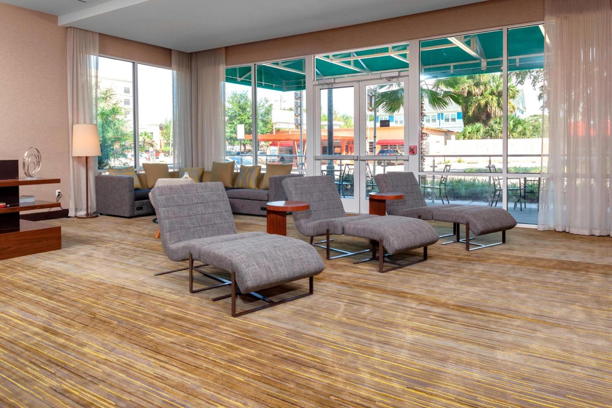 מלון Courtyard By Marriott Deland Historic Downtown מראה חיצוני תמונה